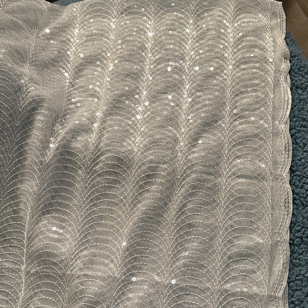 Cejon Ivory Sequin Wrap - Picture 2 of 10